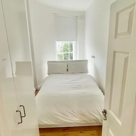 Modern And Spacious 2 Bed * Dublin