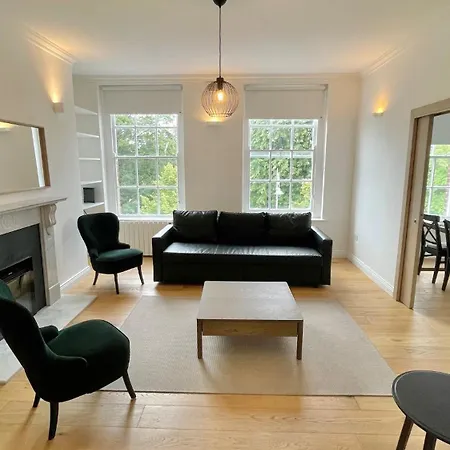 Modern And Spacious 2 Bed * Dublin