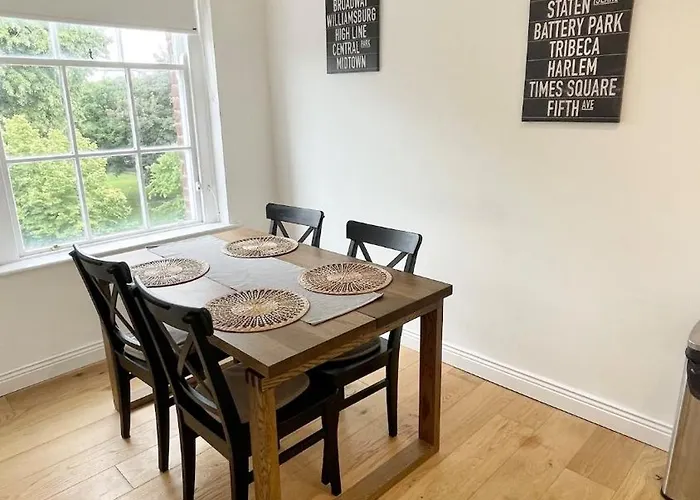 Modern And Spacious 2 Bed